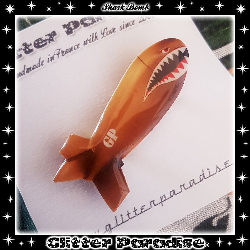 Brooch: Shark Bomb