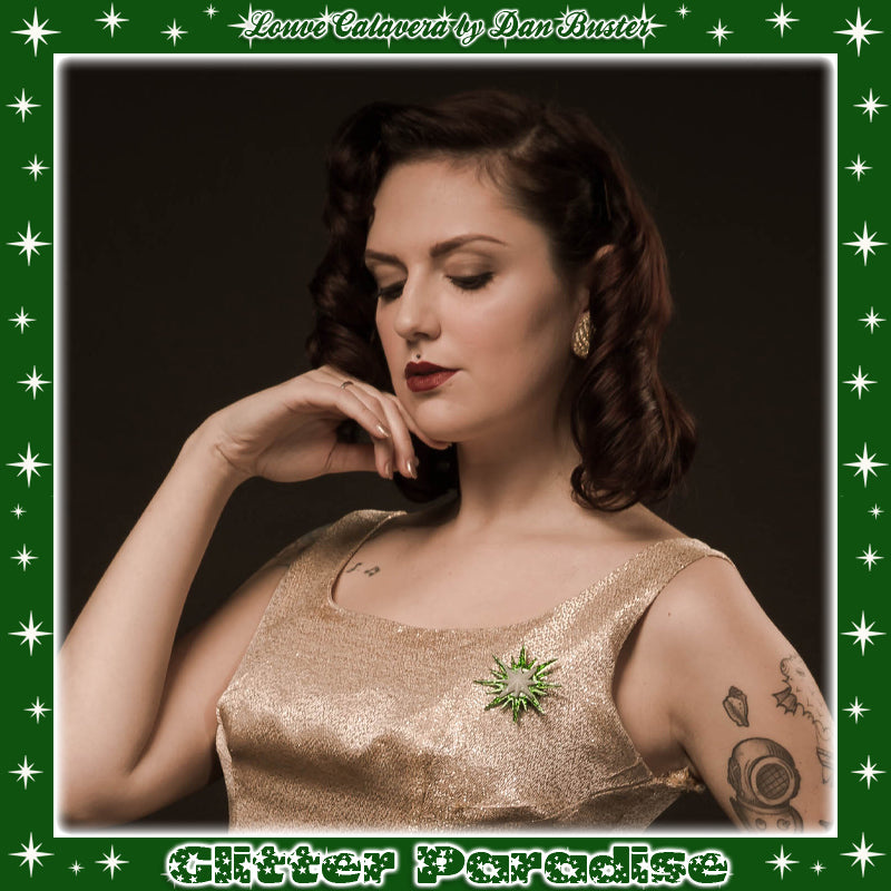 Brooch: Christmas Sunburst Green and White