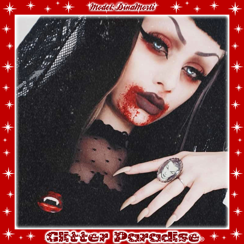 Brooch: Vampire Kiss