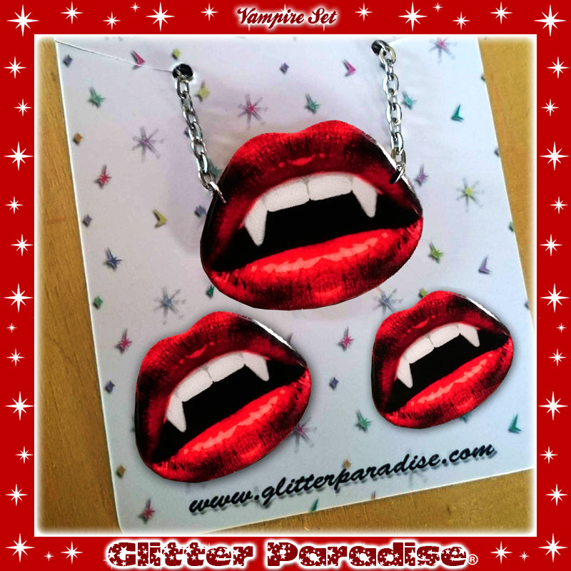 Brooch: Vampire Kiss