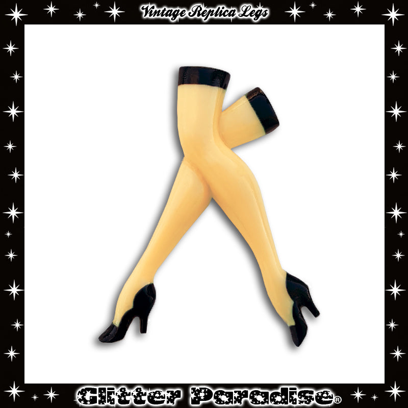 Brooch: 40s Pinup Legs