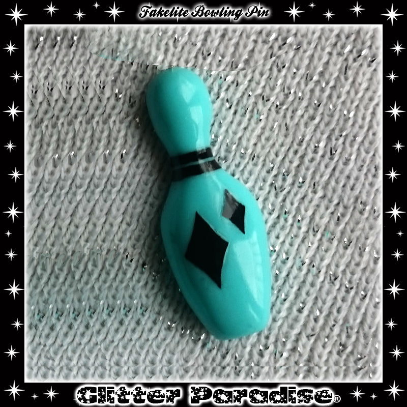 Brooch: Fakelite Bowling Pin
