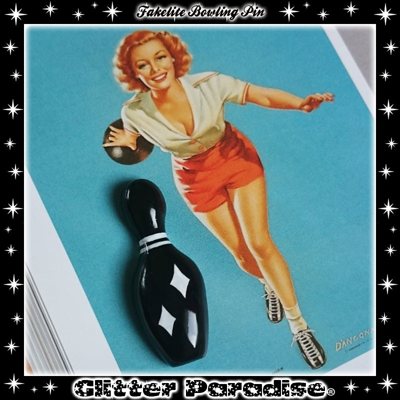Brooch: Fakelite Bowling Pin