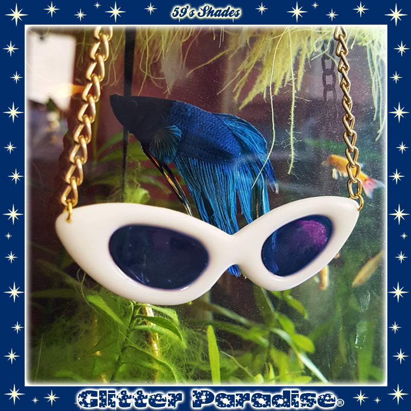 Necklace: 59s Shades