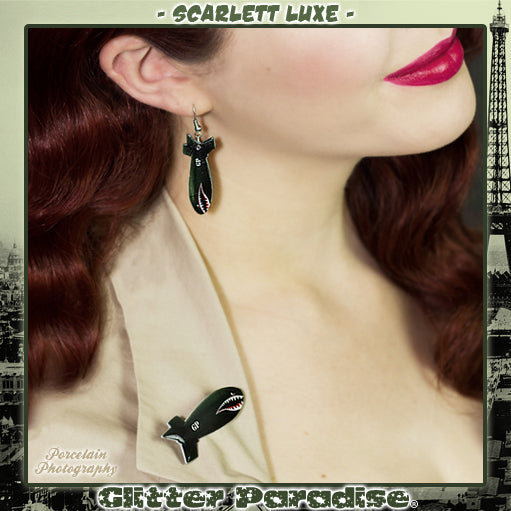 Brooch: Shark Bomb