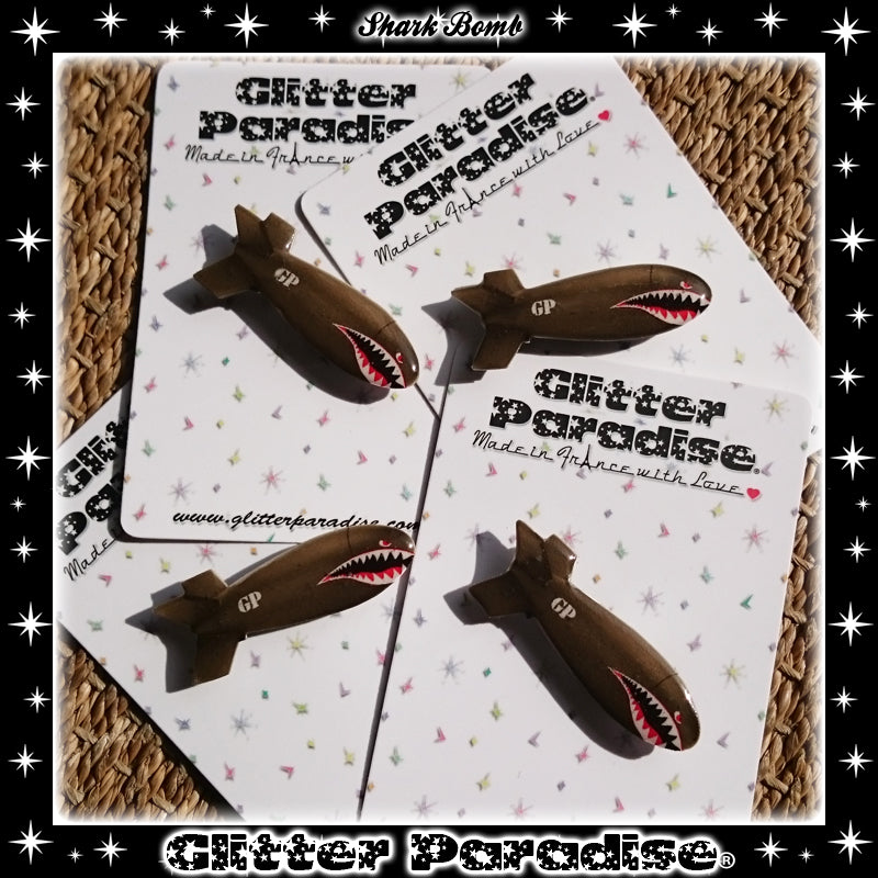 Brooch: Shark Bomb