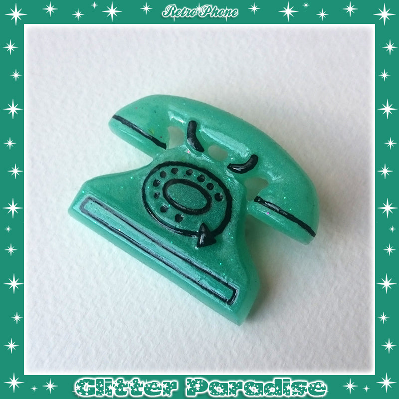 Brooch: Retro Phone