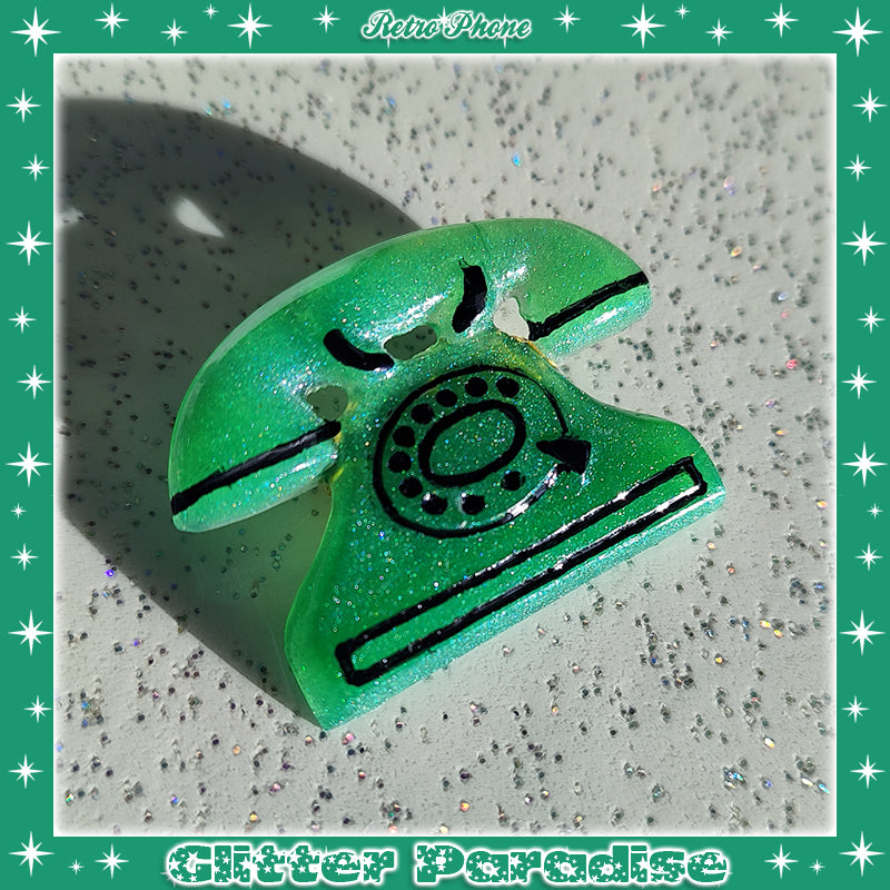 Brooch: Retro Phone