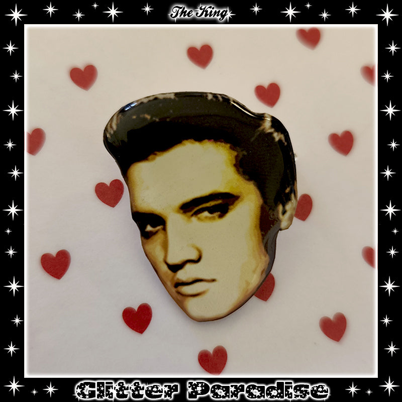 Broche: The King