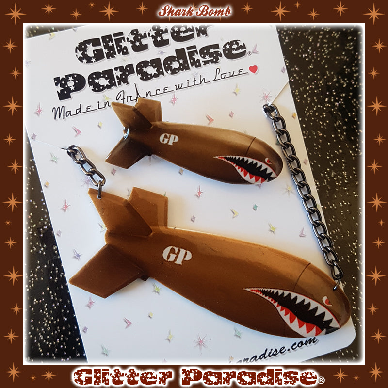 Necklace: Shark Bomb