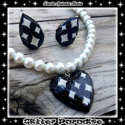 Necklace: Lucite Sparkle Heart & Pearls