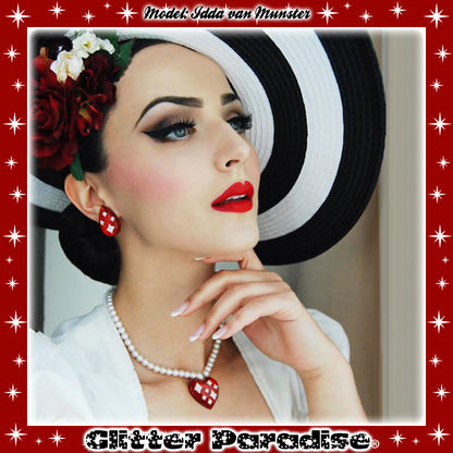 Necklace: Lucite Sparkle Heart & Pearls