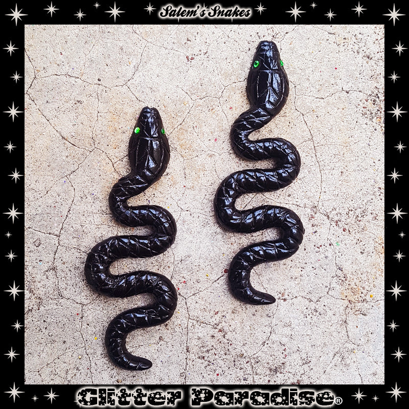 Pendientes: Salem's Snake