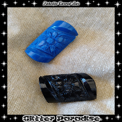 Brooch: Fakelite Carved Bar