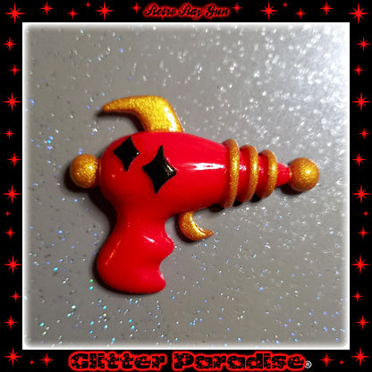 Brooch: Retro Ray Gun