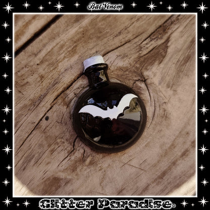 Broche: Poison Bottle