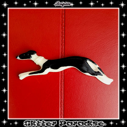 Broche: Greyhound