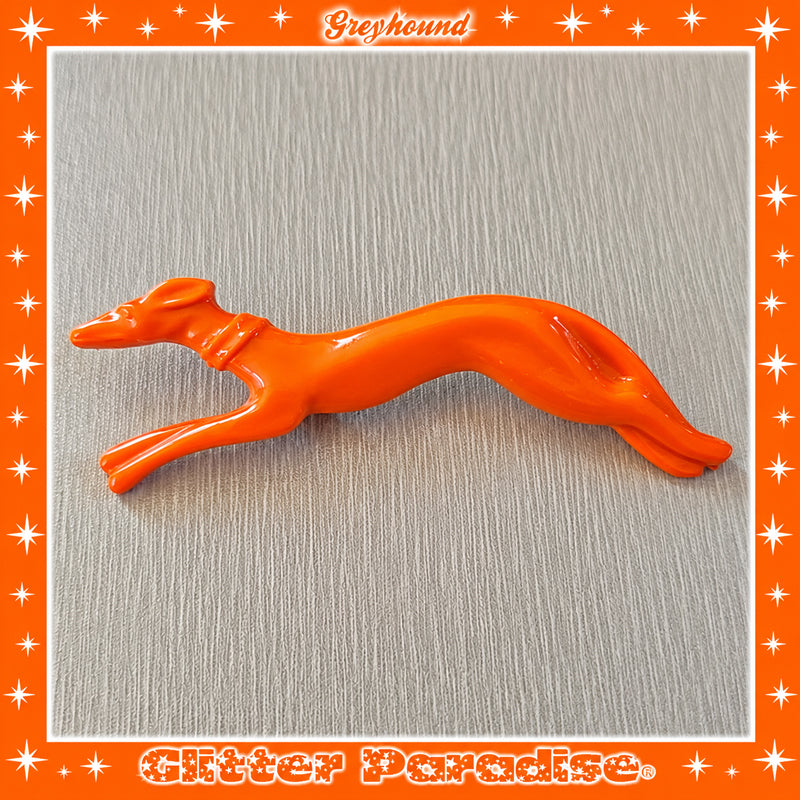 Broche: Greyhound