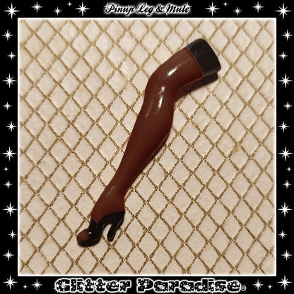 Broche: Pinup Leg