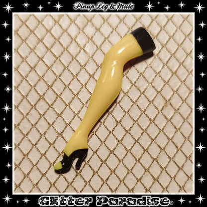 Broche: Pinup Leg