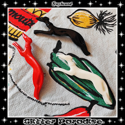 Broche: Greyhound
