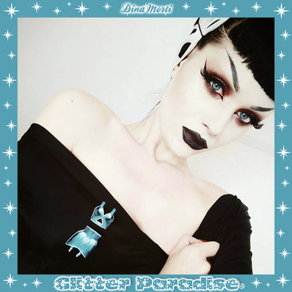 Broche: Bettie's Brassière and Girdles