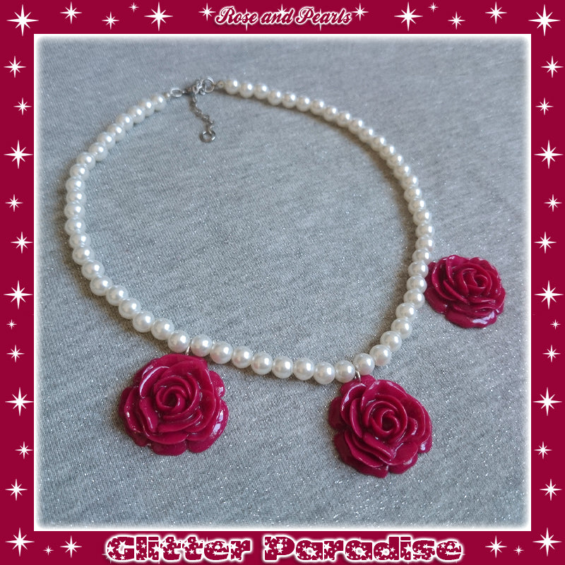 Necklace: Vintage Rose